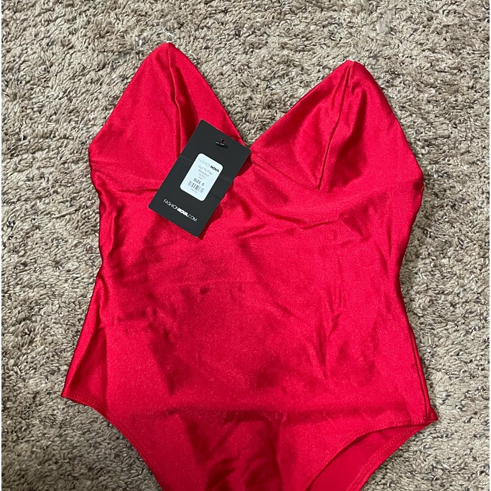 Fashion nova bodysuit